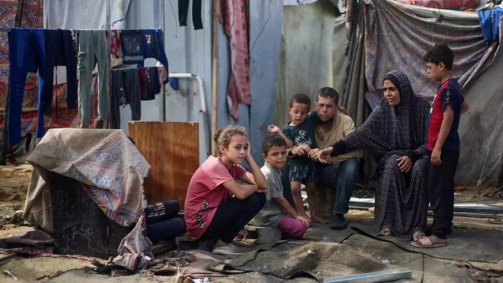WHO Plans To Evacuate 1,000 Women, Children from Gaza to Europe