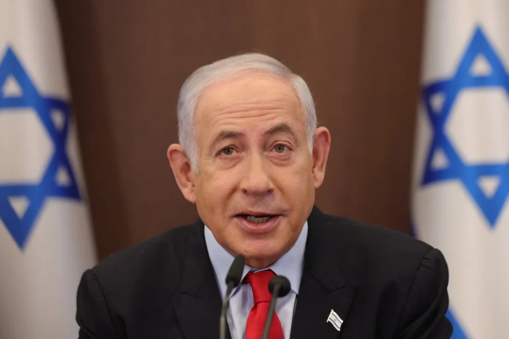 Netanyahu Sacks Israels’ defense minister