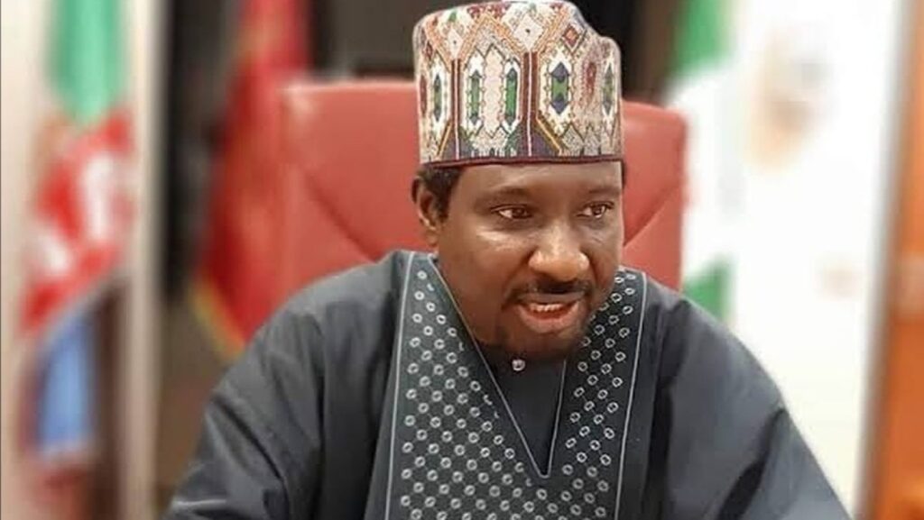 Jibrin Donate 16M to Families of Hunters Killed in Edo