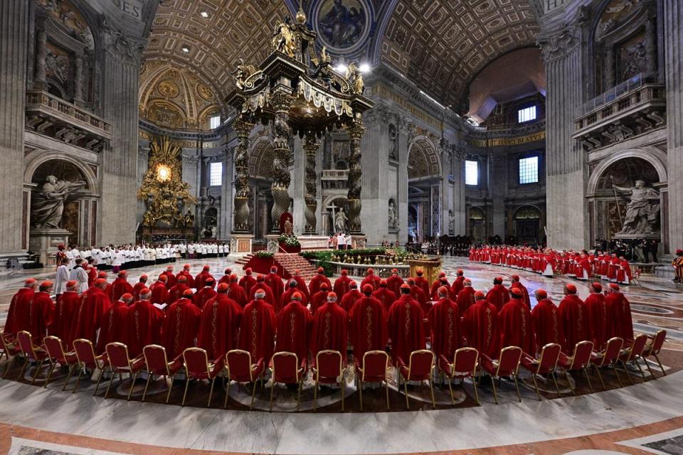 Cardinals hold last mass before conclave
