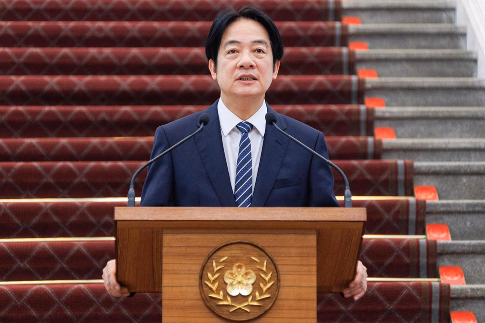 Taiwan Wants Peace Talks With China But Must Strengthen Defences - President