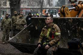 Russia Ignores Ceasefire Talks, Strikes Ukraine Again