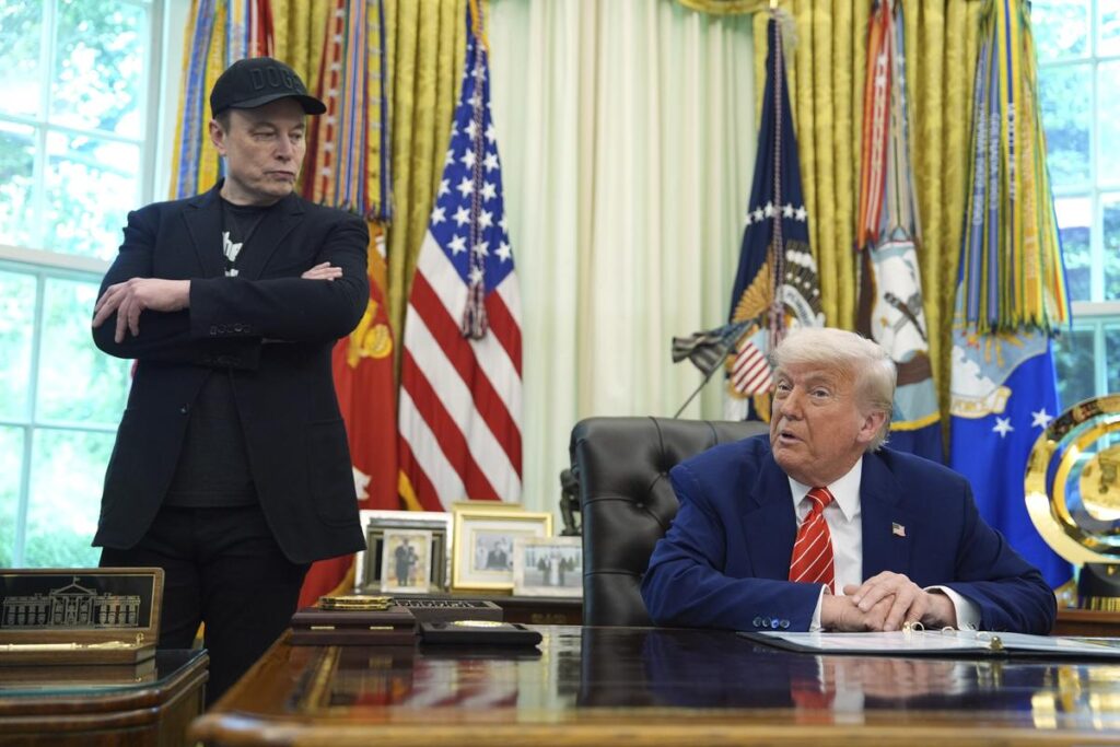 Trump Calls Musk's Formation Of A Third Political Party 'Ridiculous'