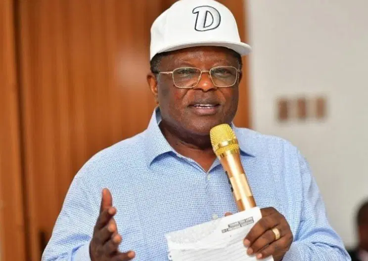 Umahi Dismisses Claims of South East Marginalization in Road Projects