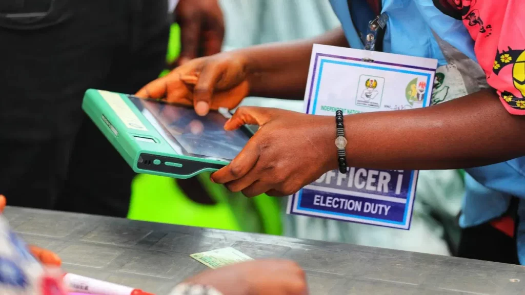 INEC Reports Registration of More Than 1m New Voters in CVR