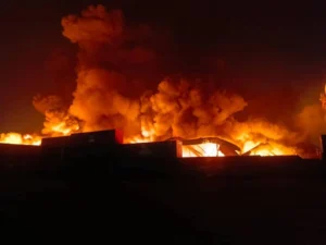 Fire destroys 10 shops in Ibadan