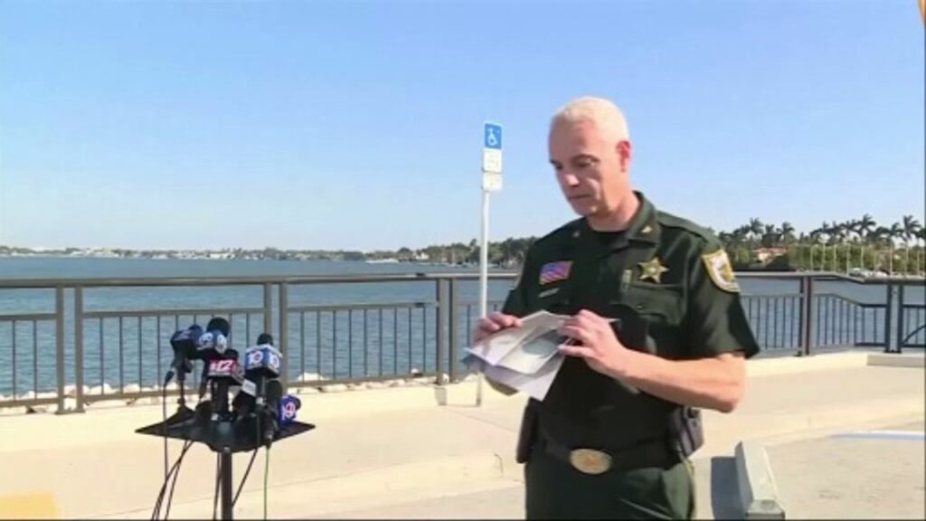 Secret Service Shoots Armed Man at Trump’s Mar-a-Lago Estate