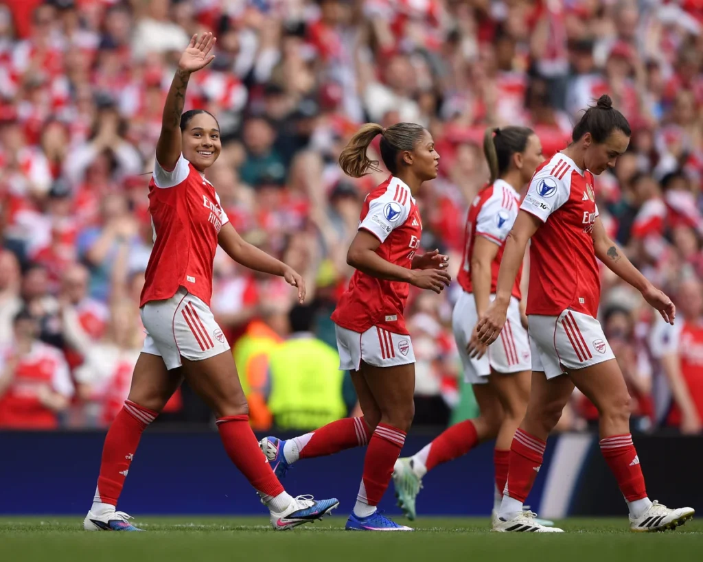 Arsenal Women Beat Lyon in WCL Semi-Final