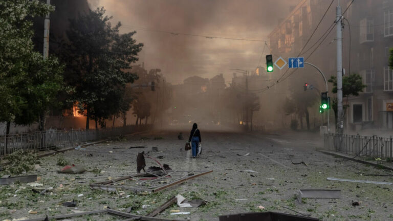 Russia threatens more Kyiv strikes and tells foreign nationals to leave