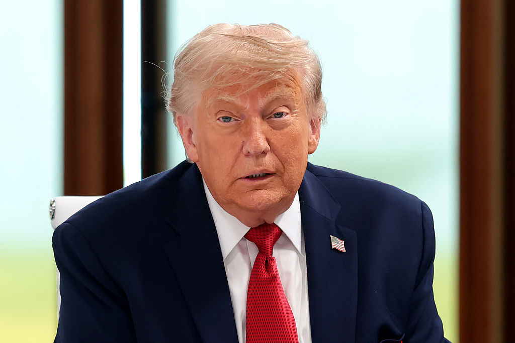 Trump Threatens Iran as US-Iran Peace Talks Open in Switzerland