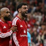 Fernandes Scores Hat-Trick As Man United Rout Ipswich