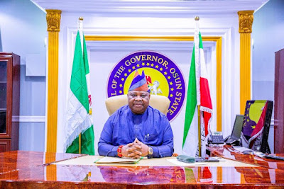 Gunshots as hoodlums attack Adeleke’s convoy in Osogbo